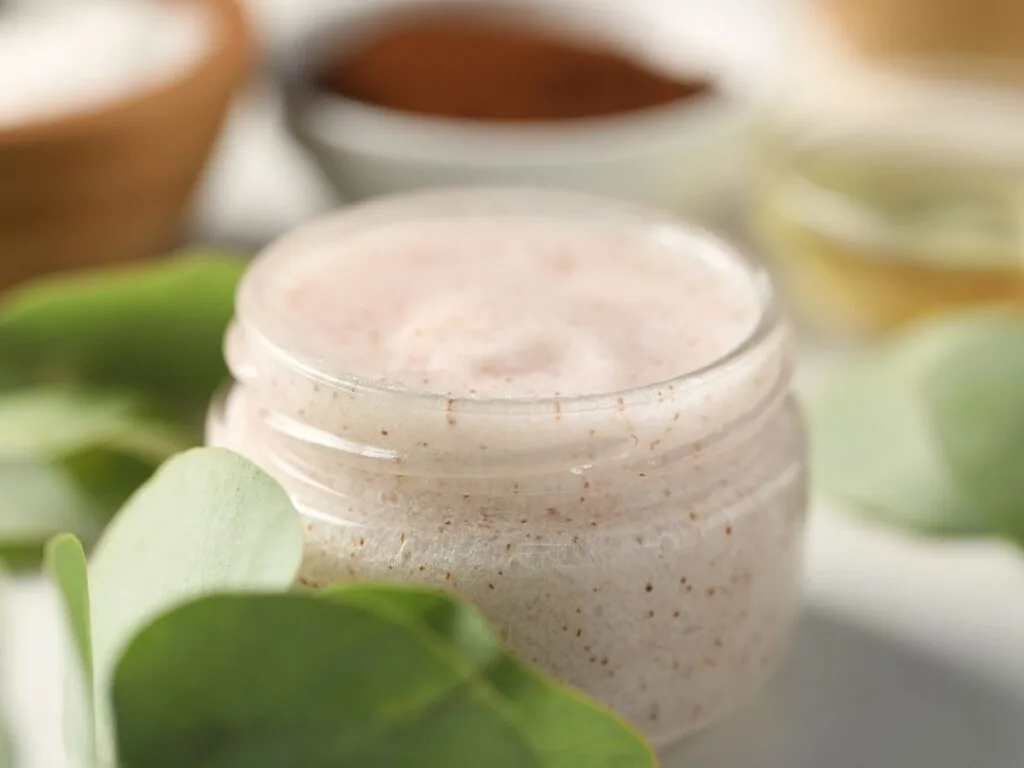 Functional body scrub packaging features